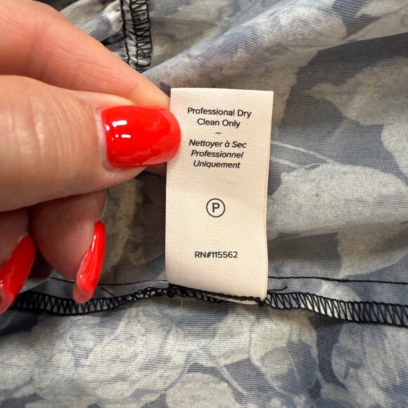 Women's Cinq a Sept Black and Cream Floral Smocked Dress Size 6 - Picture 5 of 10